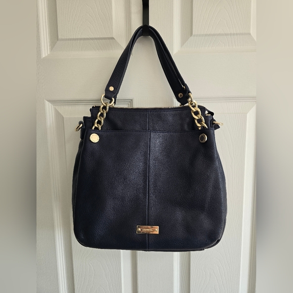 Danier Purse - Picture 1 of 3